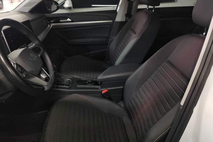 Used Volkswagen Lavida 2023 200TSI DSG Starry Full-Comfort Edition
