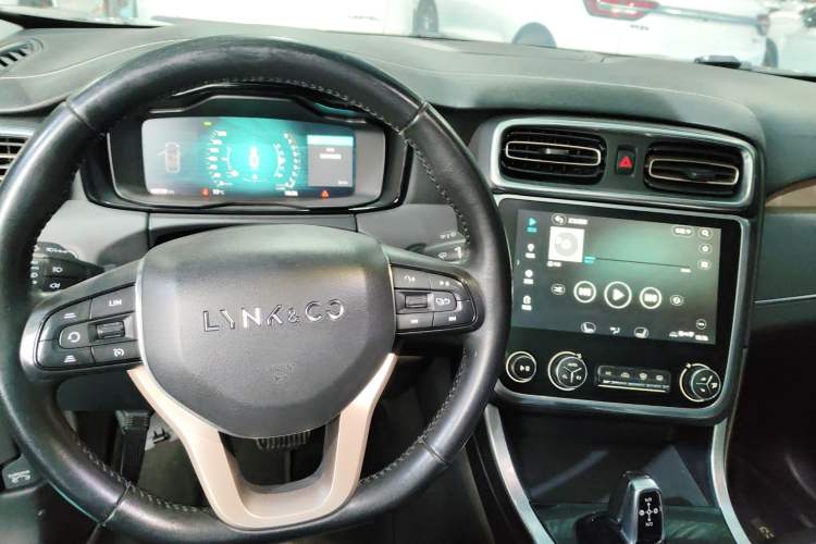 Used Lynk & Co 01 2017 2.0T Two-Wheel-Drive Version
