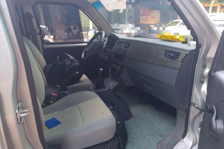 Used Jinbei Hiace X30 2023 1.5L Super-Enjoyment Van 2/5 Seats Non-Air-Conditioned Version SWC15M
