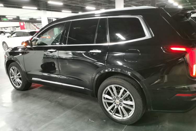 Used Cadillac XT6 2022 2.0T Six-Seater Four-Wheel Drive Luxury Version