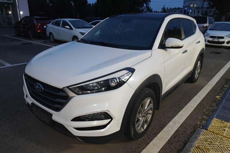 Used Hyundai Tucson 2015 1.6T Dual-Clutch Two-Wheel-Drive Smart Model
