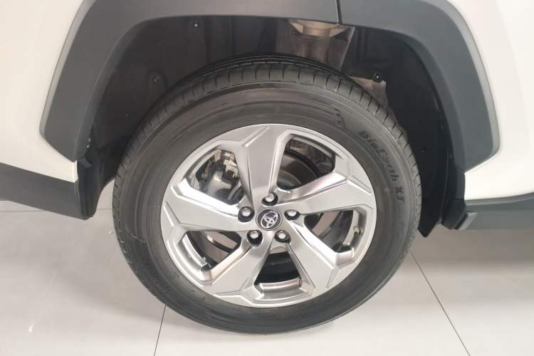Used Toyota RAV4 2021 2.0L CVT 4x4 Style PLUS Edition
