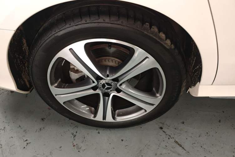 Used Mercedes-Benz E-Class 2019 E 200 L Sport Edition
