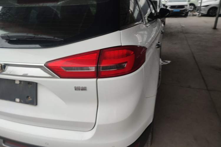 Used Geely Auto Emgrand X7 Sport 2016 1.8TD Automatic Smart Model
