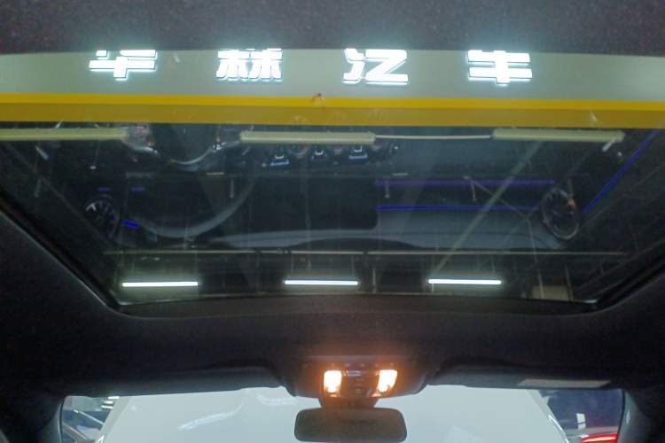 Used Mercedes-Benz A-Class 2022 Revised Version A 200 L Sport Sedan Fashionable Style
