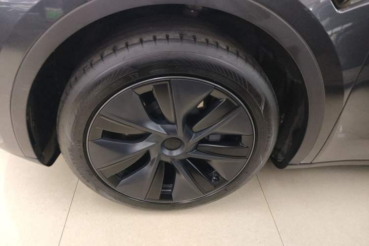 Used Tesla Model Y 2024 Rear-Wheel-Drive Version