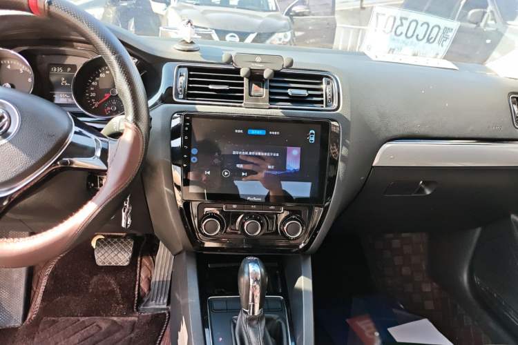 Used Volkswagen Sagitar 2016 230TSI 25th Anniversary Edition