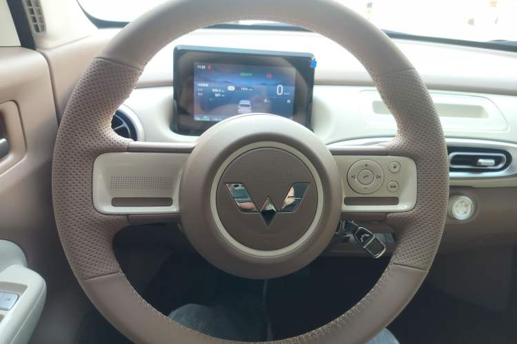 Used Wuling Hongguang MINIEV 2025 Four-Door Version Advanced Edition