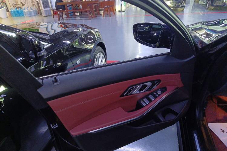 Used BMW 3 Series 2023 325i M Sport Package
