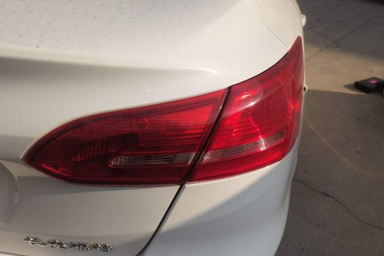 Used Ford Focus 2015 Sedan 1.6L Automatic Trend Model
