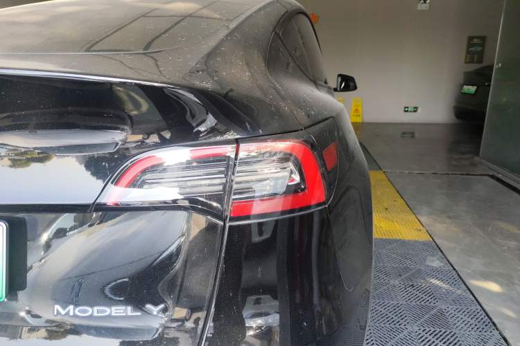 Used Tesla Model Y 2022 Rear-Wheel-Drive Version
