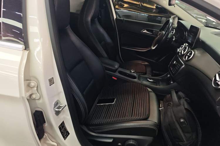 Used Mercedes-Benz GLA 2016 GLA 220 4MATIC Fashion Edition
