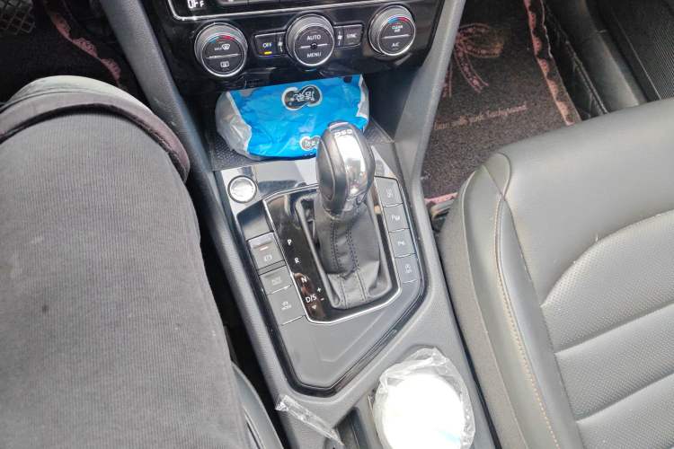 Used Volkswagen Tharu 2019 280TSI Two-Wheel Drive Flagship Edition China V Standard