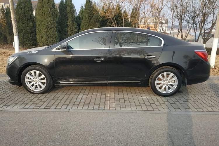 Used Buick LaCrosse 2013 2.4L SIDI Elite Comfort Version
