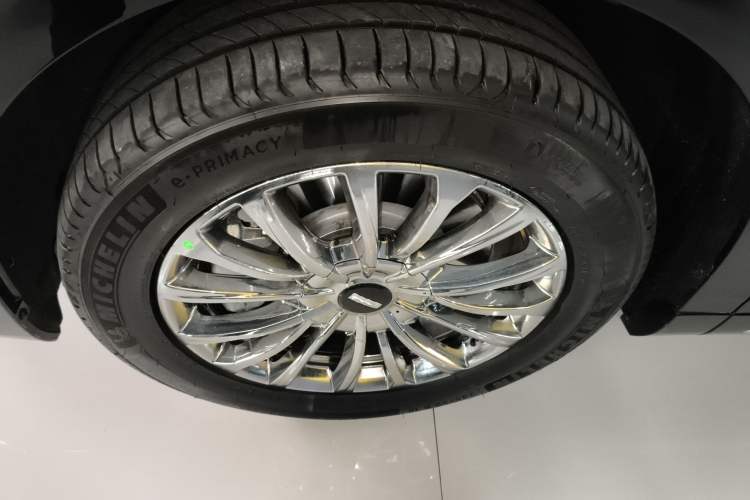 Used Wey Gaoshan 2025 Four-Wheel Drive Alpine 8
