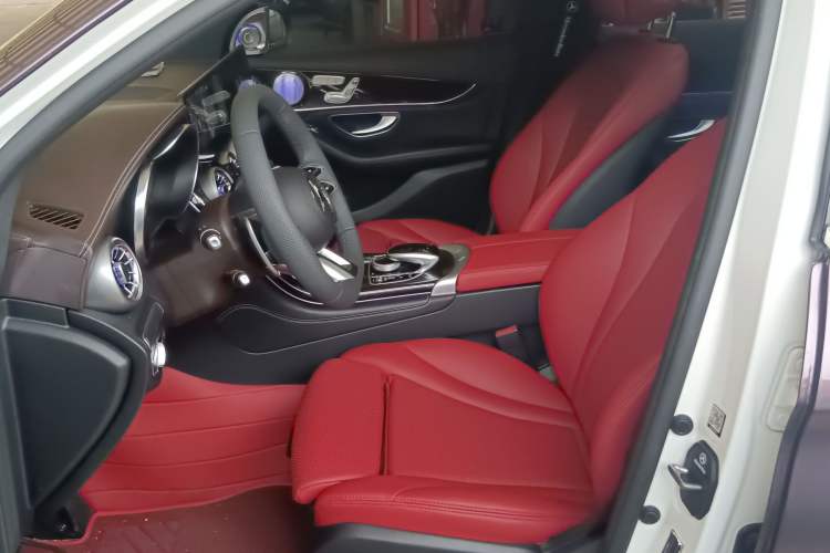 Used Mercedes-Benz GLC 2017 GLC 260 4MATIC Dynamic Edition
