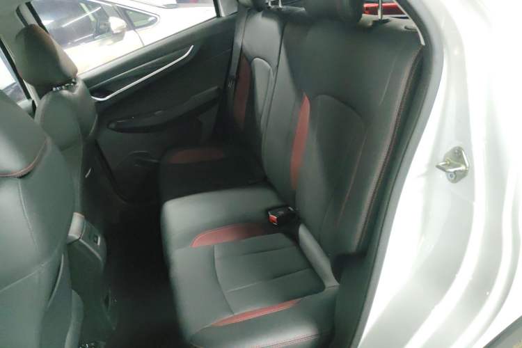 Used Geely Auto Vision X3 2021 PRO 1.5L CVT Deluxe Model
