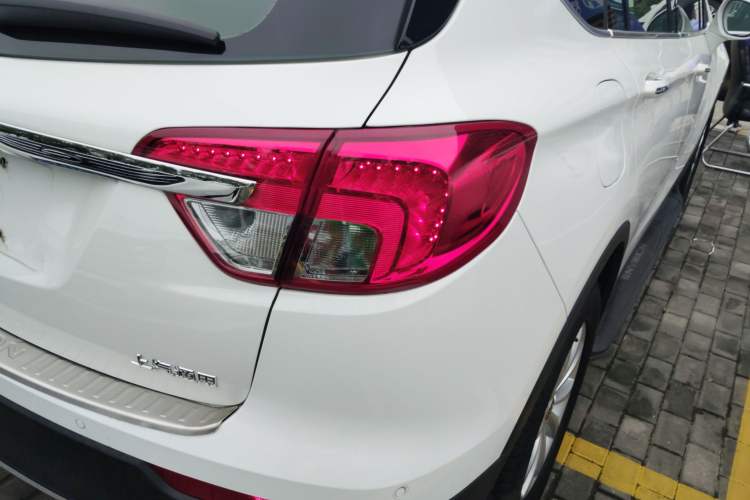 Used Buick Envision 2017 28T Four-Wheel Drive Elite Model
