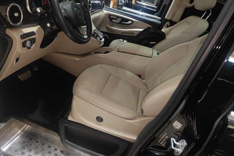 Used Mercedes-Benz V-Class 2018 V 260 L Prestige Extended Version China VI