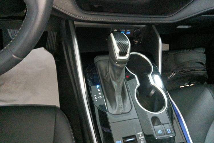 TDK.VehicleDetails.img