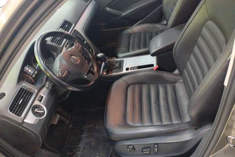 Used Volkswagen Passat 2014 1.8TSI DSG Prestige Edition
