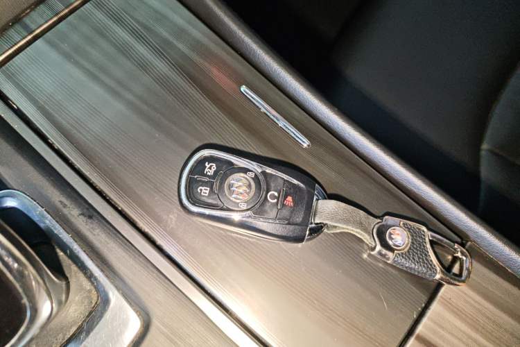 Used Buick LaCrosse 2022 552T Luxury Version
