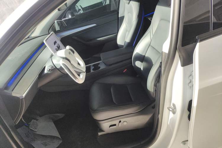 Used Tesla Model Y 2024 Rear-Wheel-Drive Version