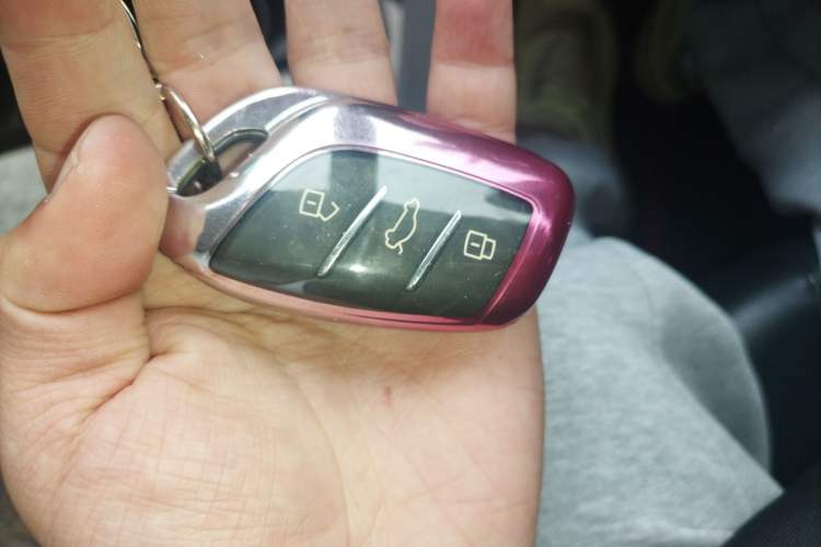 Used Roewe RX5 MAX 2021 Supreme Series 300TGI Automatic Smart Cabin Edition
