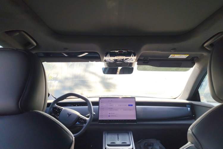 Used VOYAH COURAGE 2024 Four-Wheel Drive Global Edition
