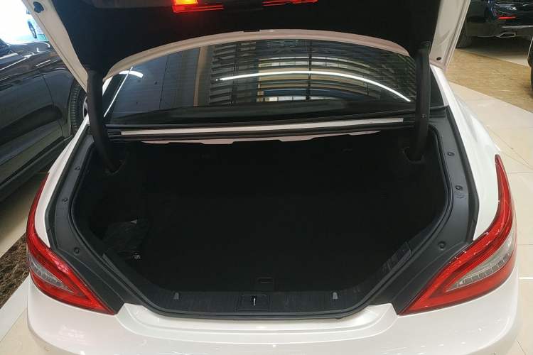 Used Mercedes-Benz CLS 2012 CLS 300 CGI