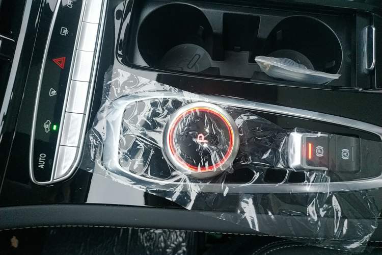 Used Skyworth EV6 2024 520 Glory Edition
