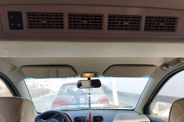 Used Wuling Hongguang 2014 1.5L Standard Version
