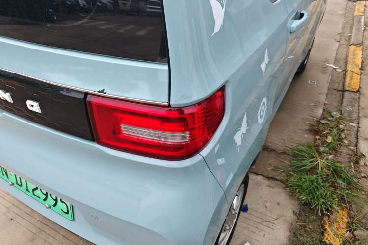 Used Wuling Hongguang MINIEV 2020 Freedom Version Lithium Iron Phosphate
