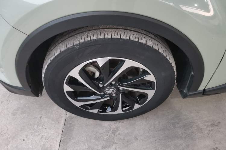 Used Toyota IZOA 2018 2.0L Yichi Edition China V Standard