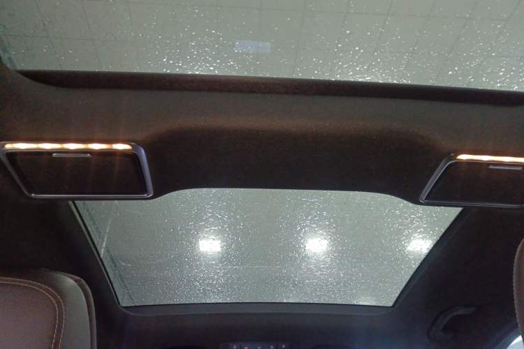 Used Mercedes-Benz GLC 2022 Second Facelift GLC 260 L 4MATIC Dynamic Edition
