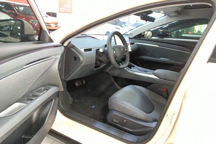 Used XPeng MONA M03 2024 620 with Ultra-Long Range