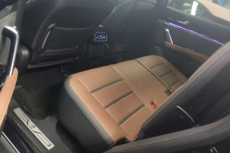 Used BYD Tang New Energy 2021 DM 2.0T Four-Wheel Drive High-Performance Luxury Model
