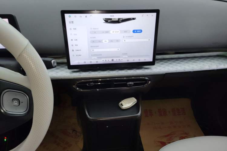 Used JAC Yiwei 3 2023 505 km Championship Edition