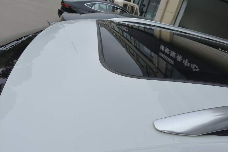 Used Volkswagen Tiguan L 2024 330TSI Automatic Two-Wheel Drive R-Line Enhanced Edition