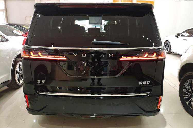Used VOYAH Dream 2024 PHEV Extended-Range Premium Edition
