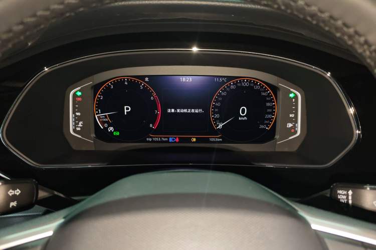 Used Volkswagen Passat 2025 Outstanding Model 380TSI Dragon Glory Edition
