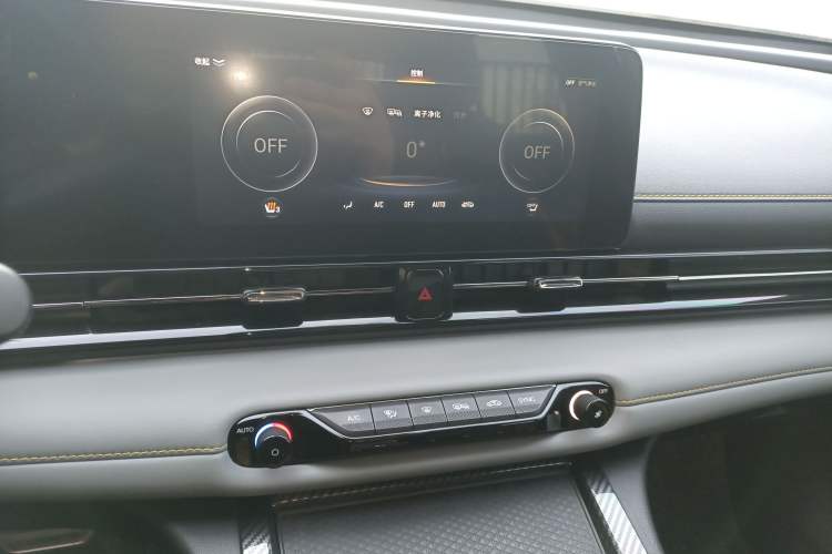 Used GAC Trumpchi EMPOW 2021 270T DCT J15 Version
