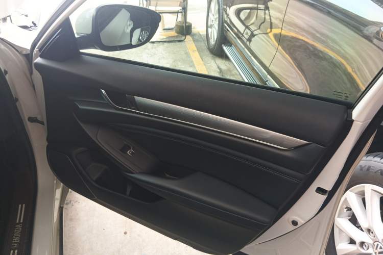 Used Honda Accord 2018 260TURBO Luxury Edition China V Emission Standard
