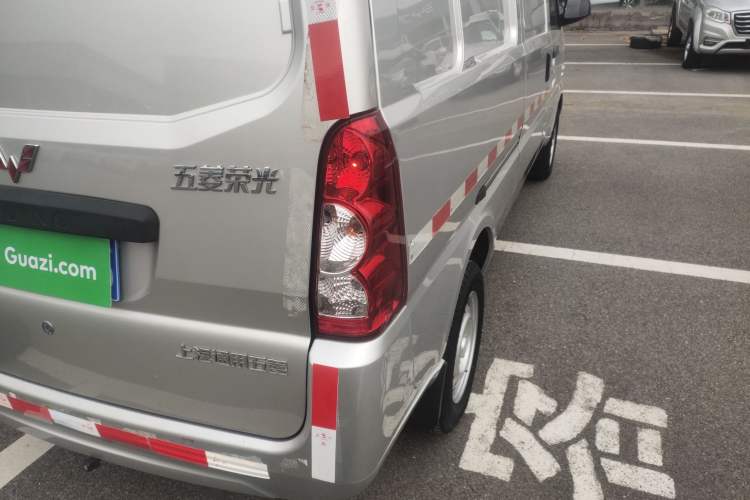 Used Wuling Rongguang 2019 1.5L Extended-Body Van Base Model with 2 Seats