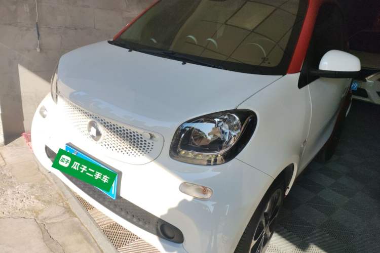 Used smart fortwo 2015 1.0L 52 kW Hardtop Passion Edition