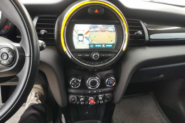 Used  MINI 2018 1.5T ONE PLUS
