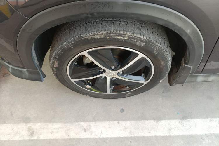 Used Honda Vezel 2020 1.5L CVT Pioneer Edition