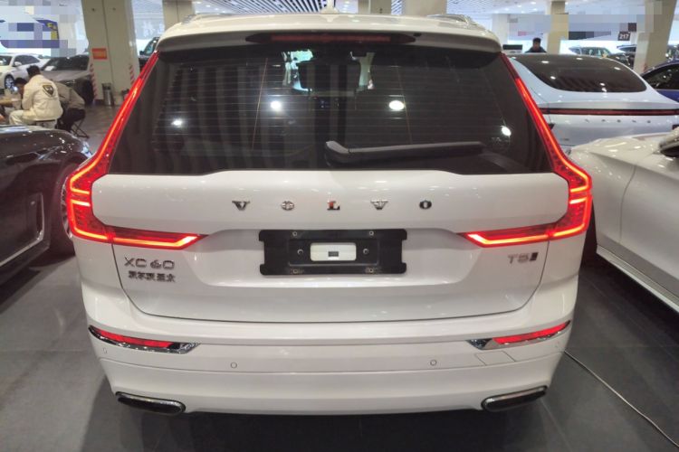 Used Volvo XC60 2021 T5 4x4 Smart Luxury Edition