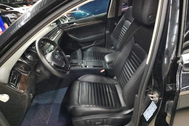 Used Volkswagen Magotan 2018 Facelift 330TSI DSG Luxury Model