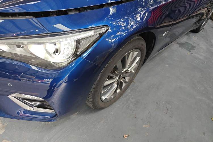 Used Infiniti Q50L 2018 2.0T Enjoyment Version China VI Standard
